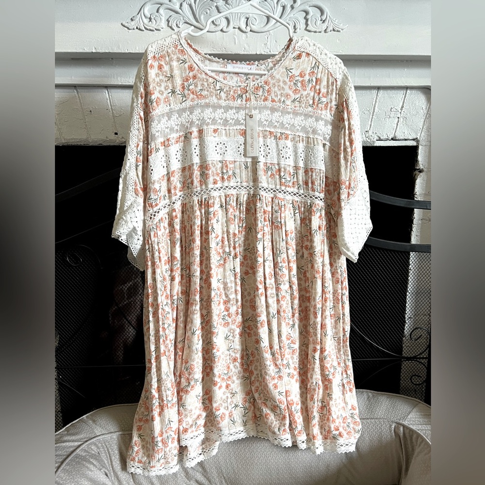Floral boutique dress medium